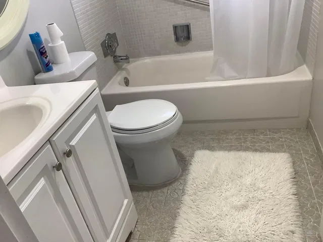 Unit 189 photo 17