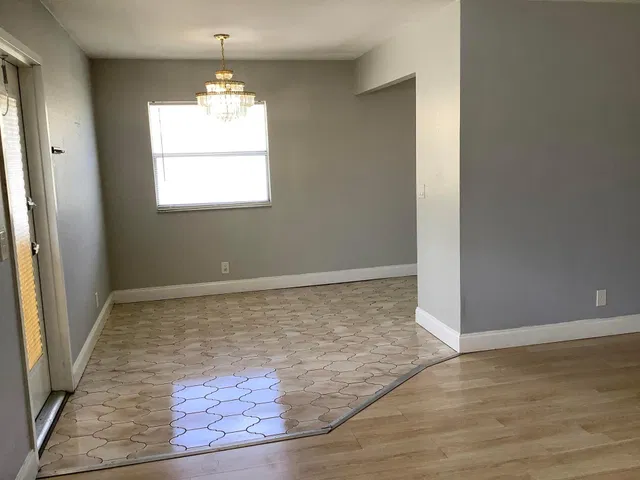 Unit 189 photo 20