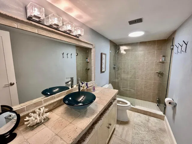 Aquarius Condominium Unit 1107 photo 26