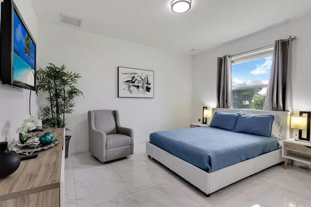  Residence photo 19