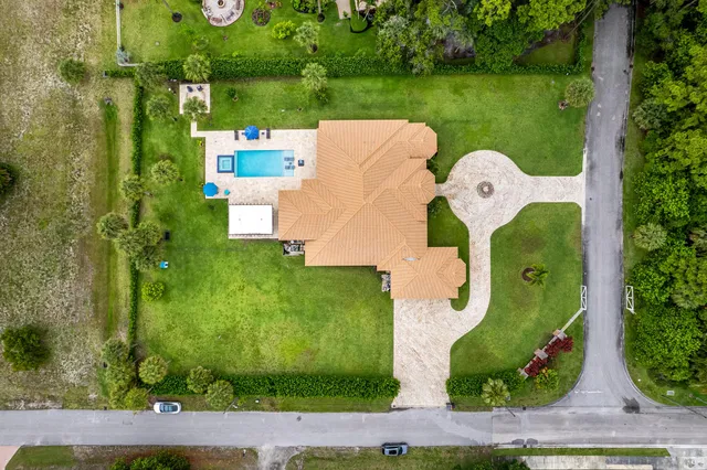  Residence photo 43