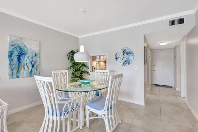 Unit Unit 255 photo 6