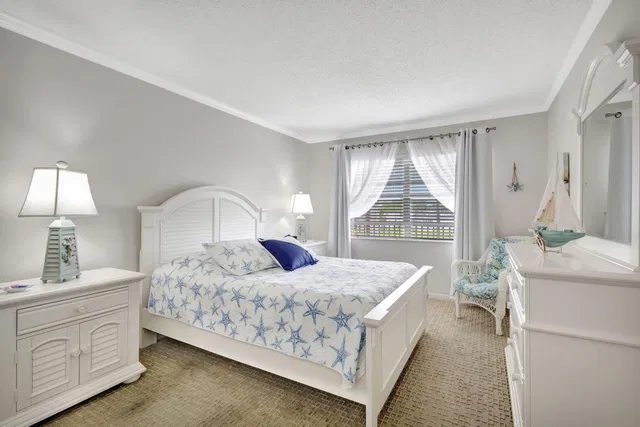 Unit Unit 255 photo 7