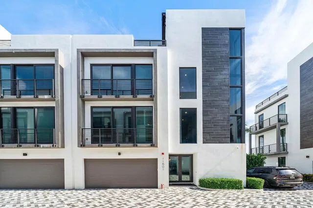 Residence photo 5