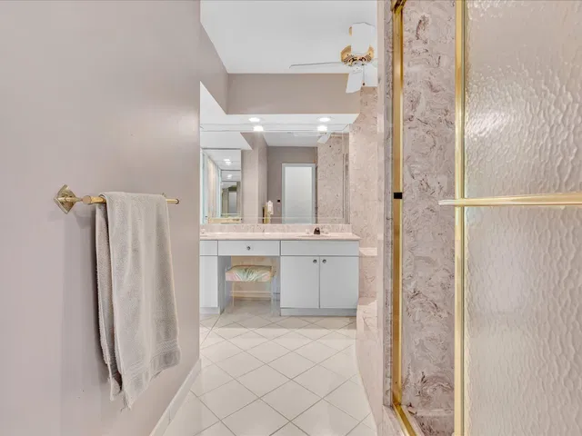  Residence photo 18