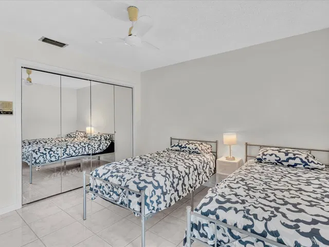  Residence photo 20