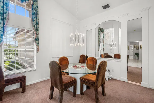 Residence photo 36
