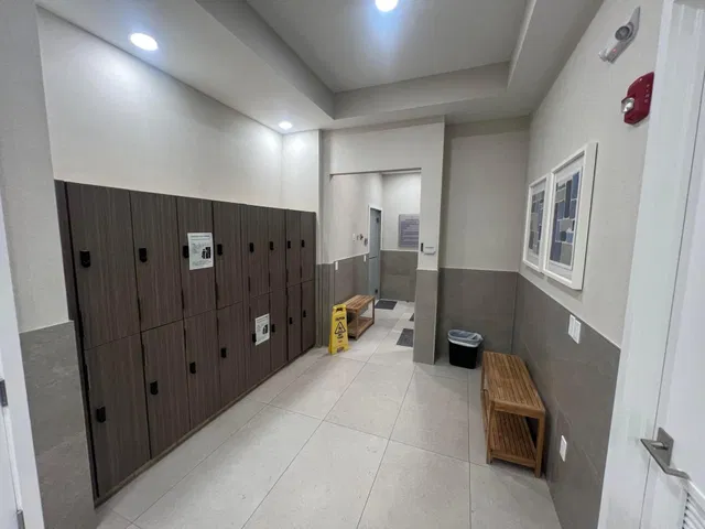 Residence photo 74