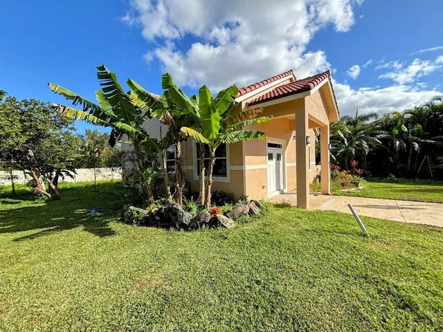  Unit Side House photo 14