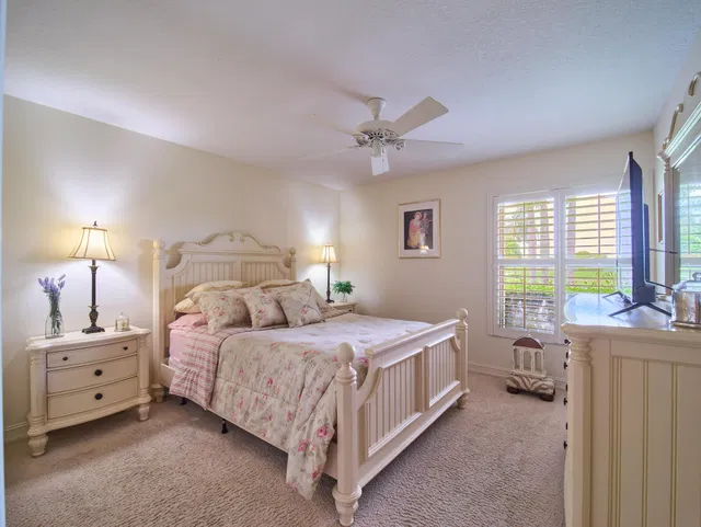 Eastpointe Country Club Residence photo 18