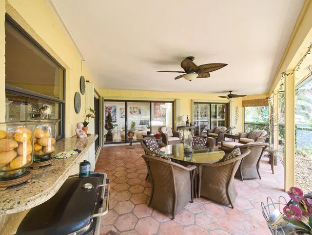 Eastpointe Country Club Residence photo 28