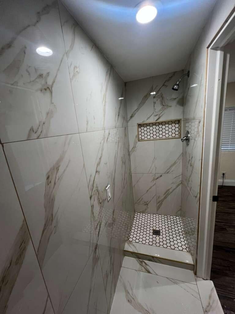 Unit 41 photo 9