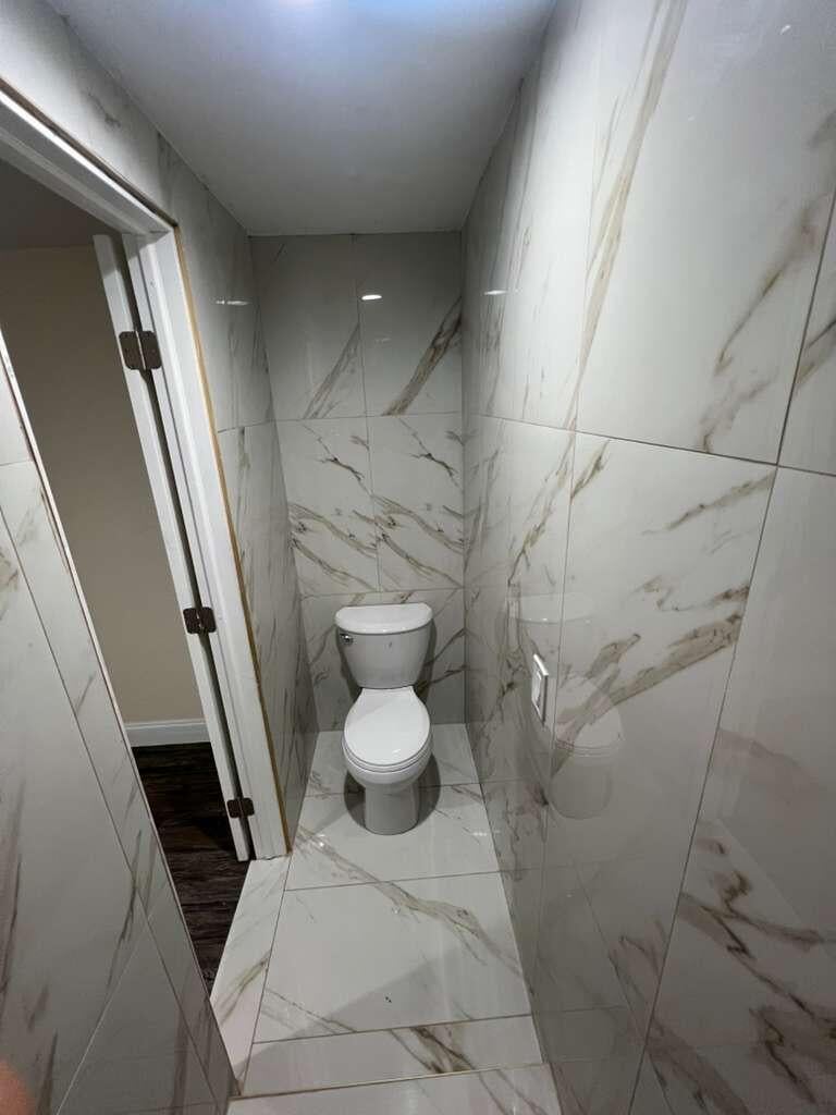 Unit 41 photo 11