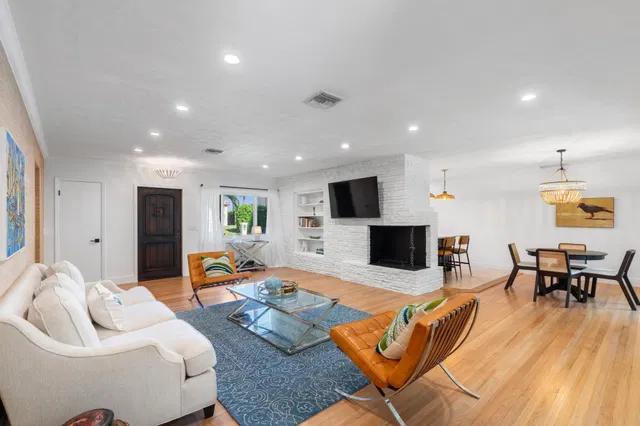  Residence photo 9