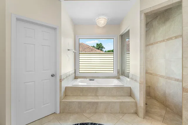 Residence photo 10