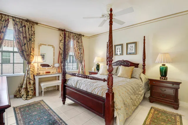  Residence photo 20