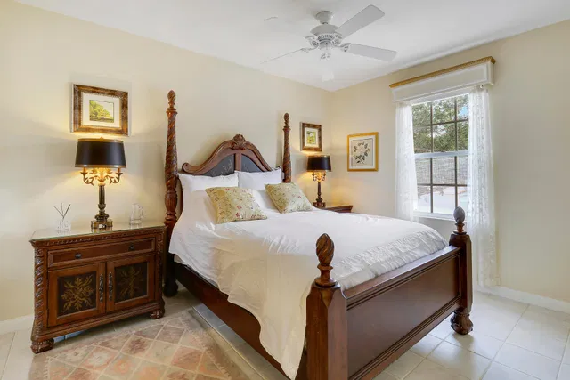  Residence photo 25