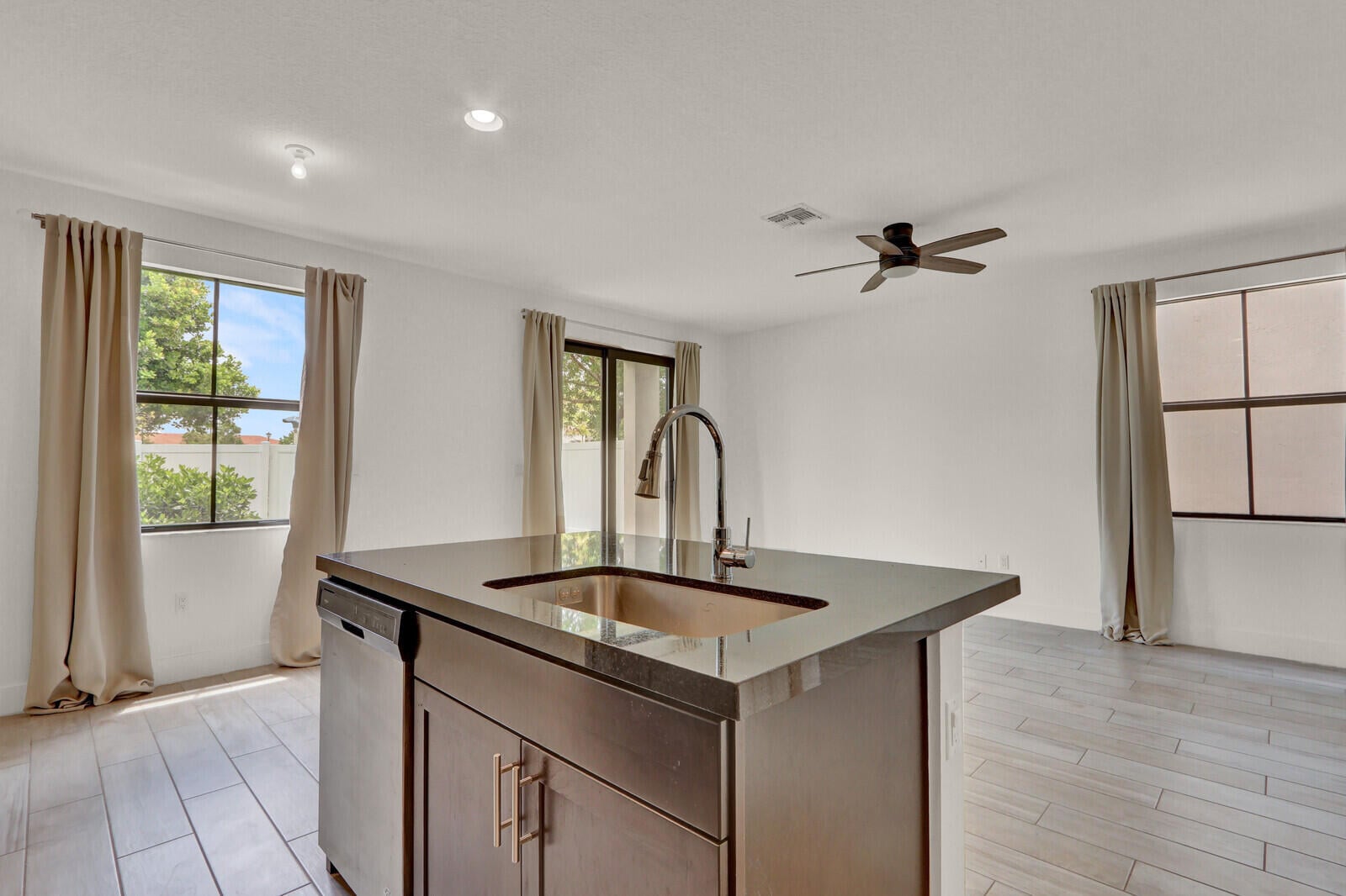 Residence photo 14
