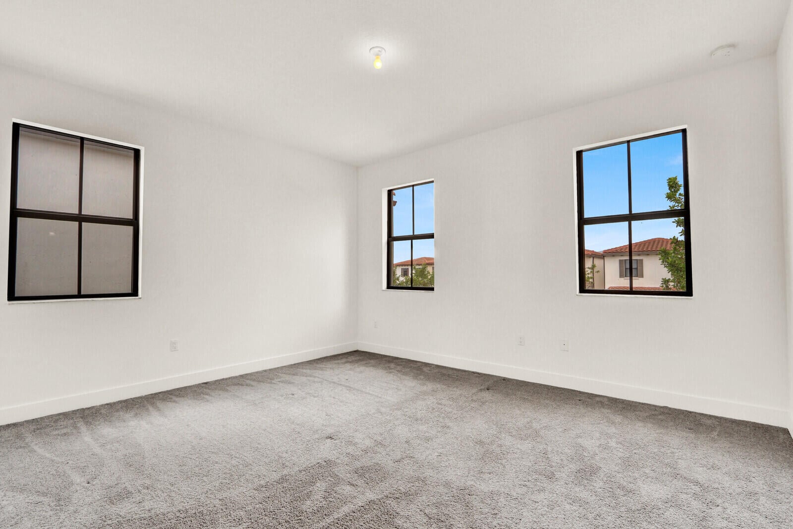 Residence photo 23