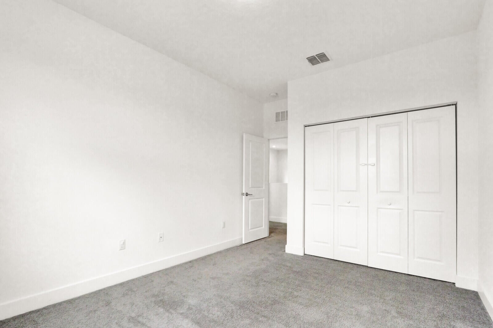 Residence photo 30