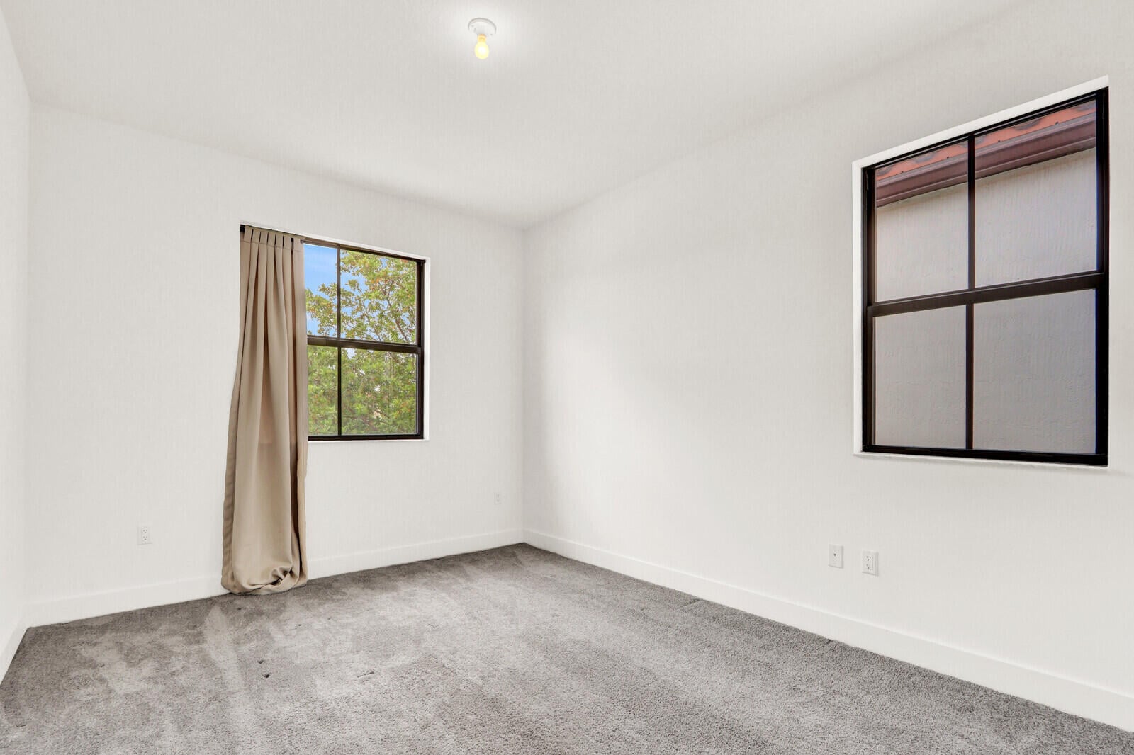 Residence photo 31