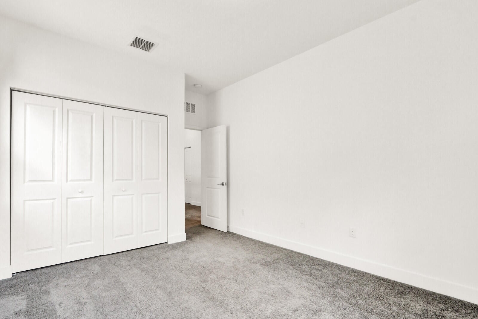Residence photo 32
