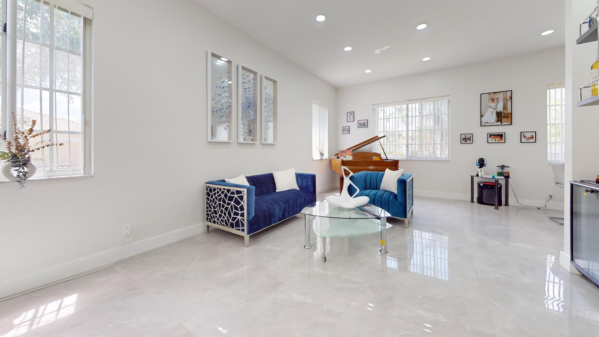 Residence photo 5