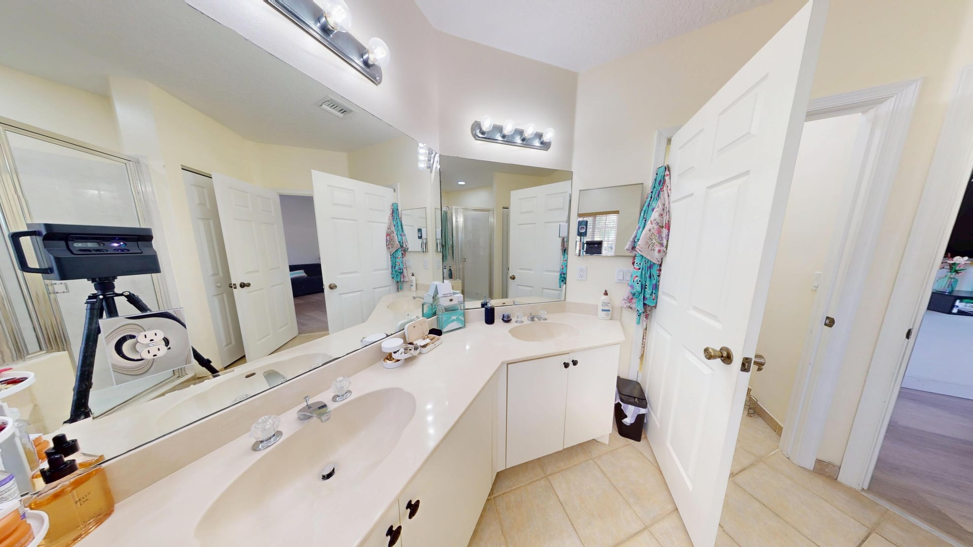 Residence photo 30