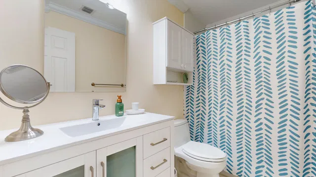  Unit F photo 29