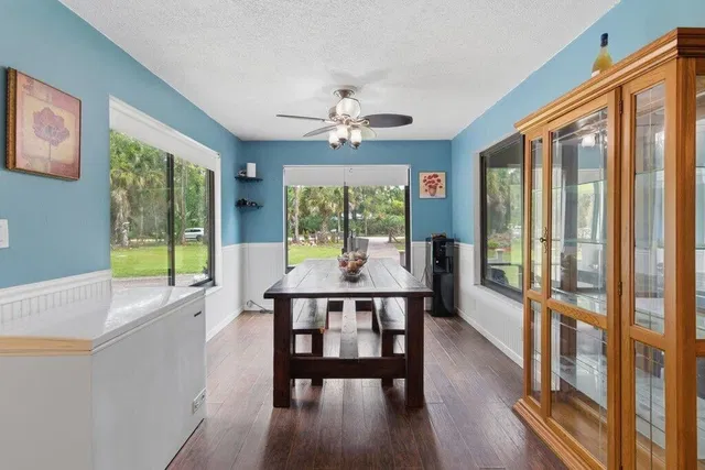 Residence photo 11