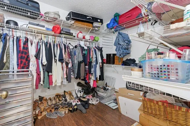 Residence photo 24