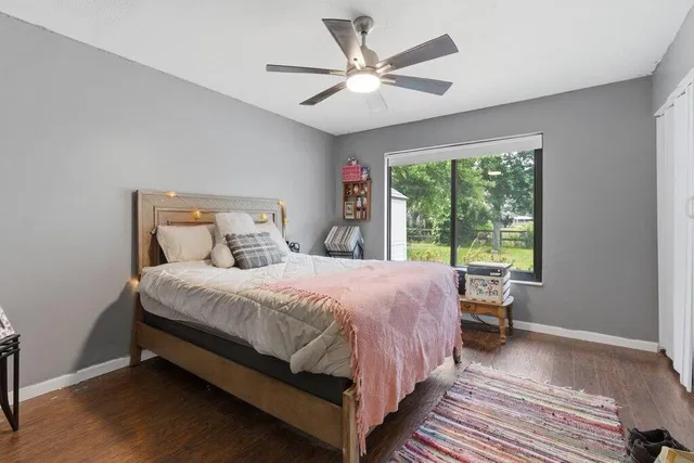 Residence photo 26