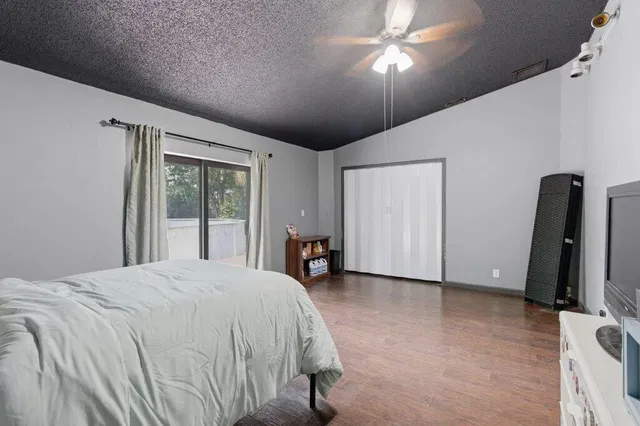 Residence photo 35