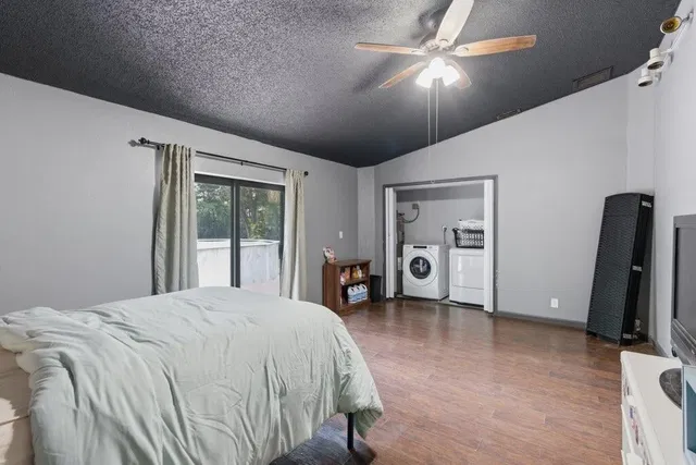 Residence photo 36