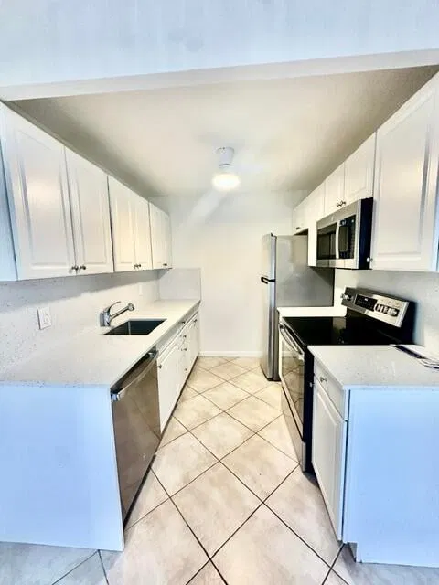 Residence photo 3