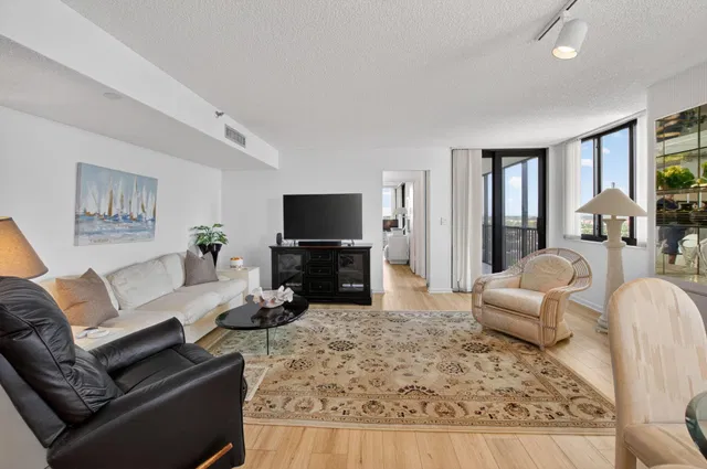 3420 S Ocean Unit 12t photo 9