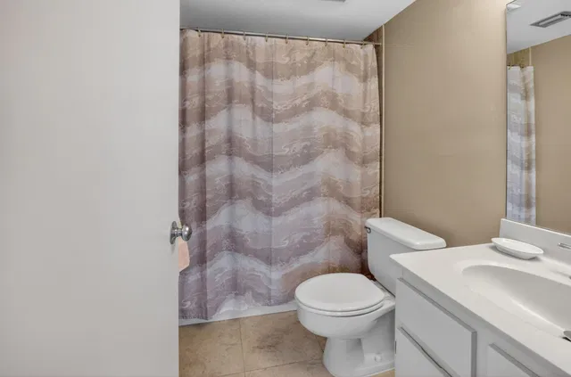 3420 S Ocean Unit 12t photo 14