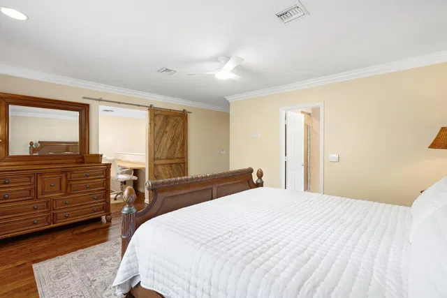 Residence photo 14
