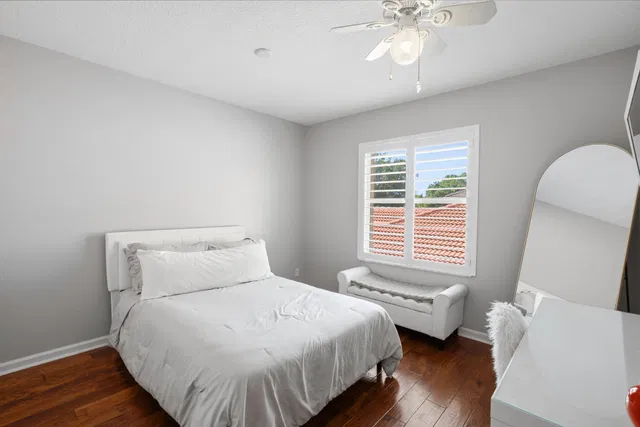 Residence photo 17