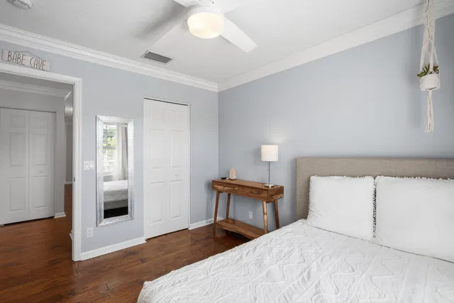 Residence photo 18