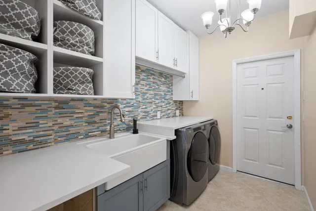 Residence photo 29