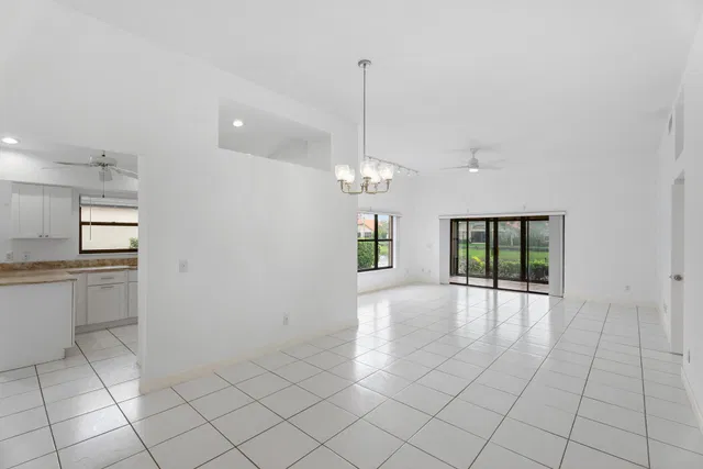 Residence photo 20