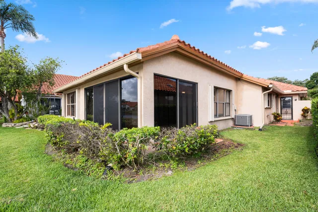 Residence photo 24