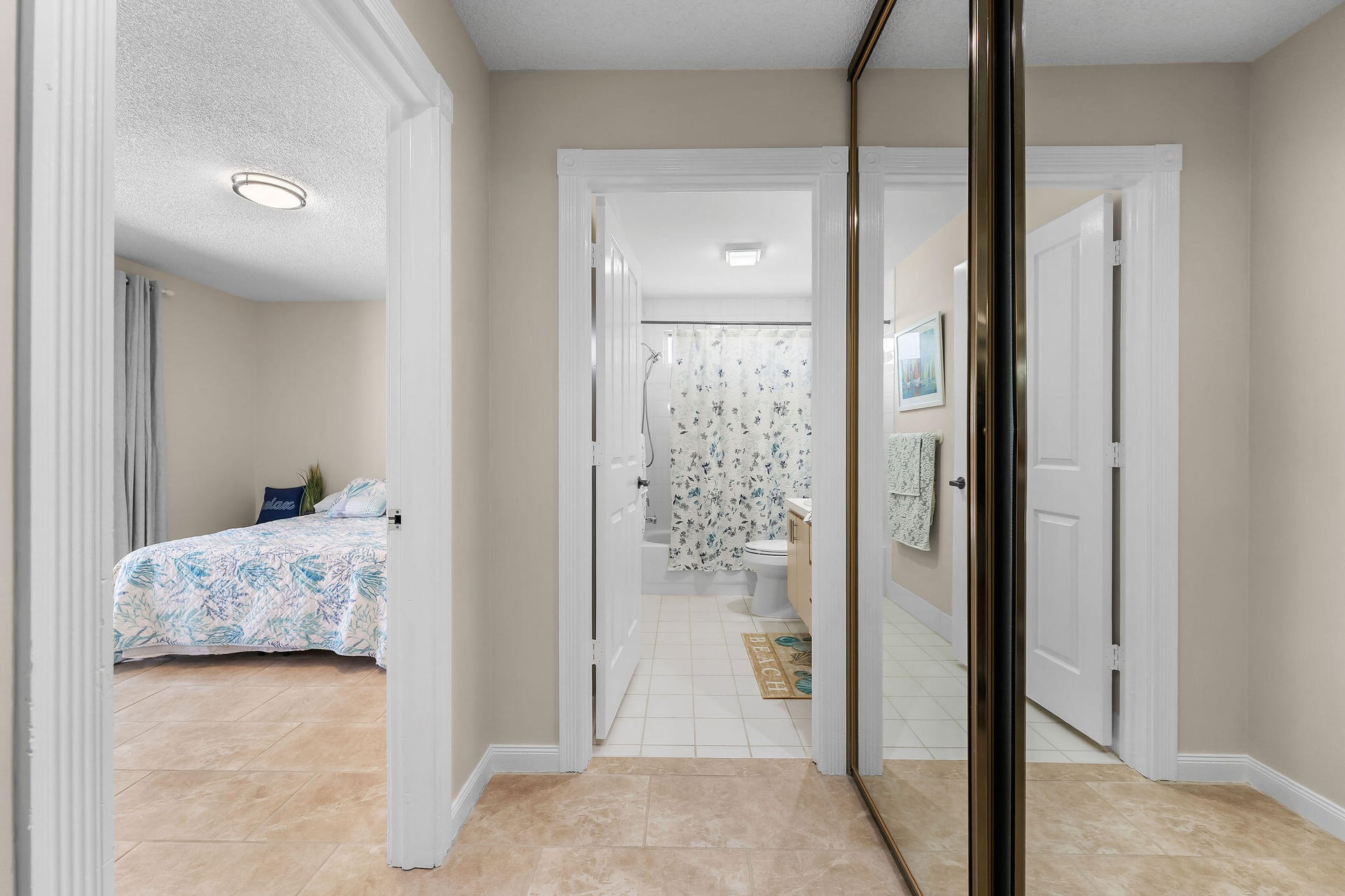 Residence photo 13