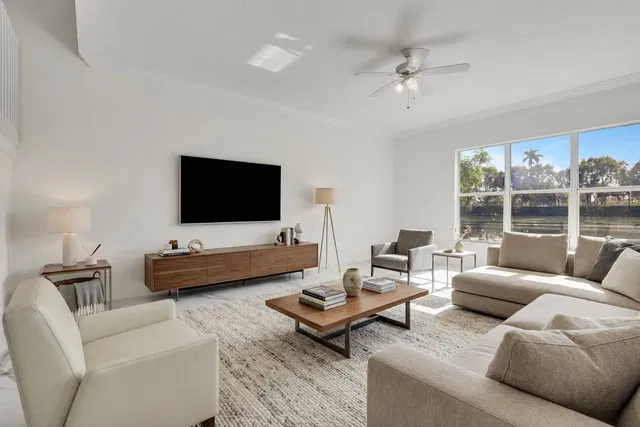 Residence photo 5