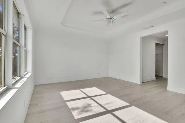 Residence photo 42
