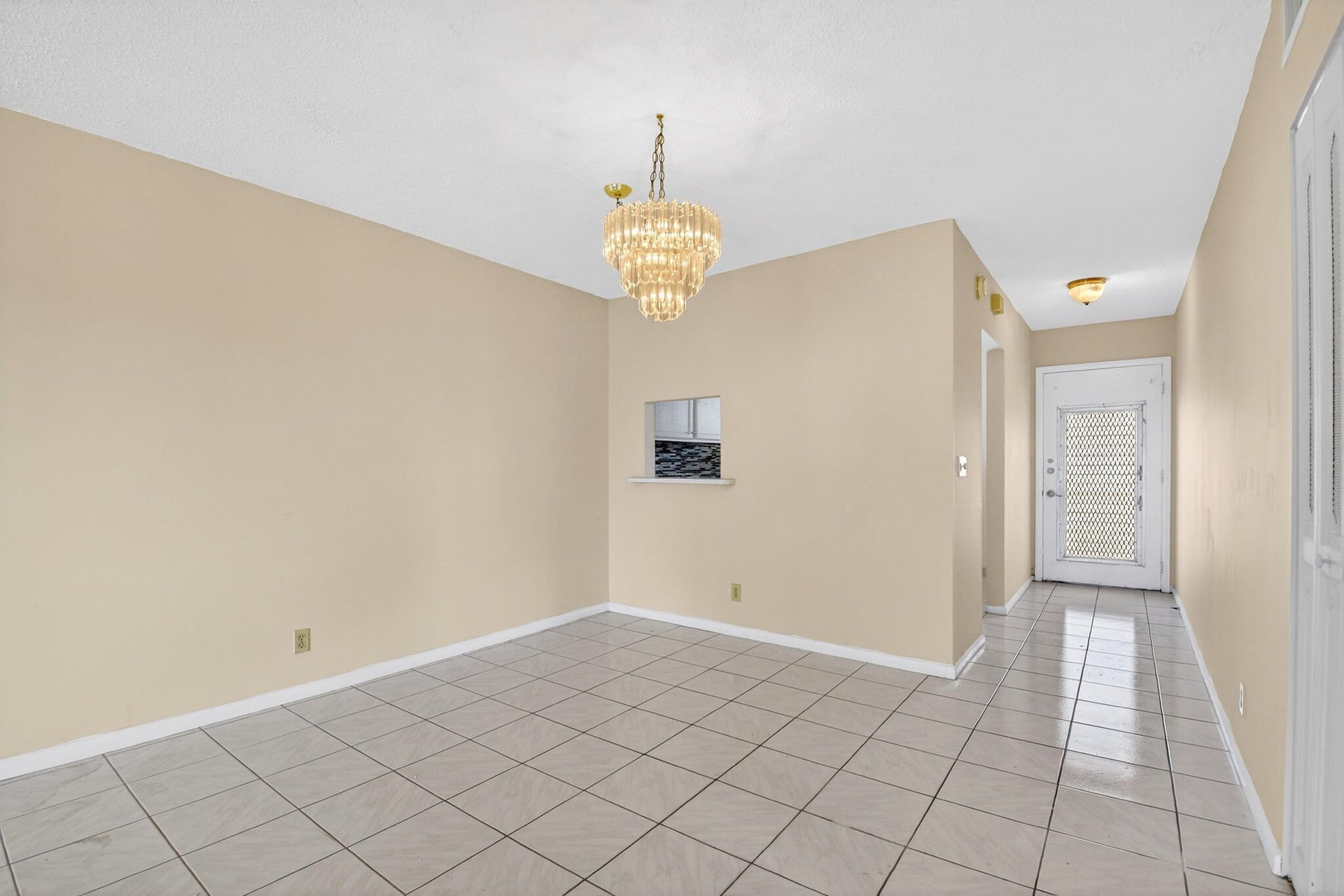 Residence photo 4