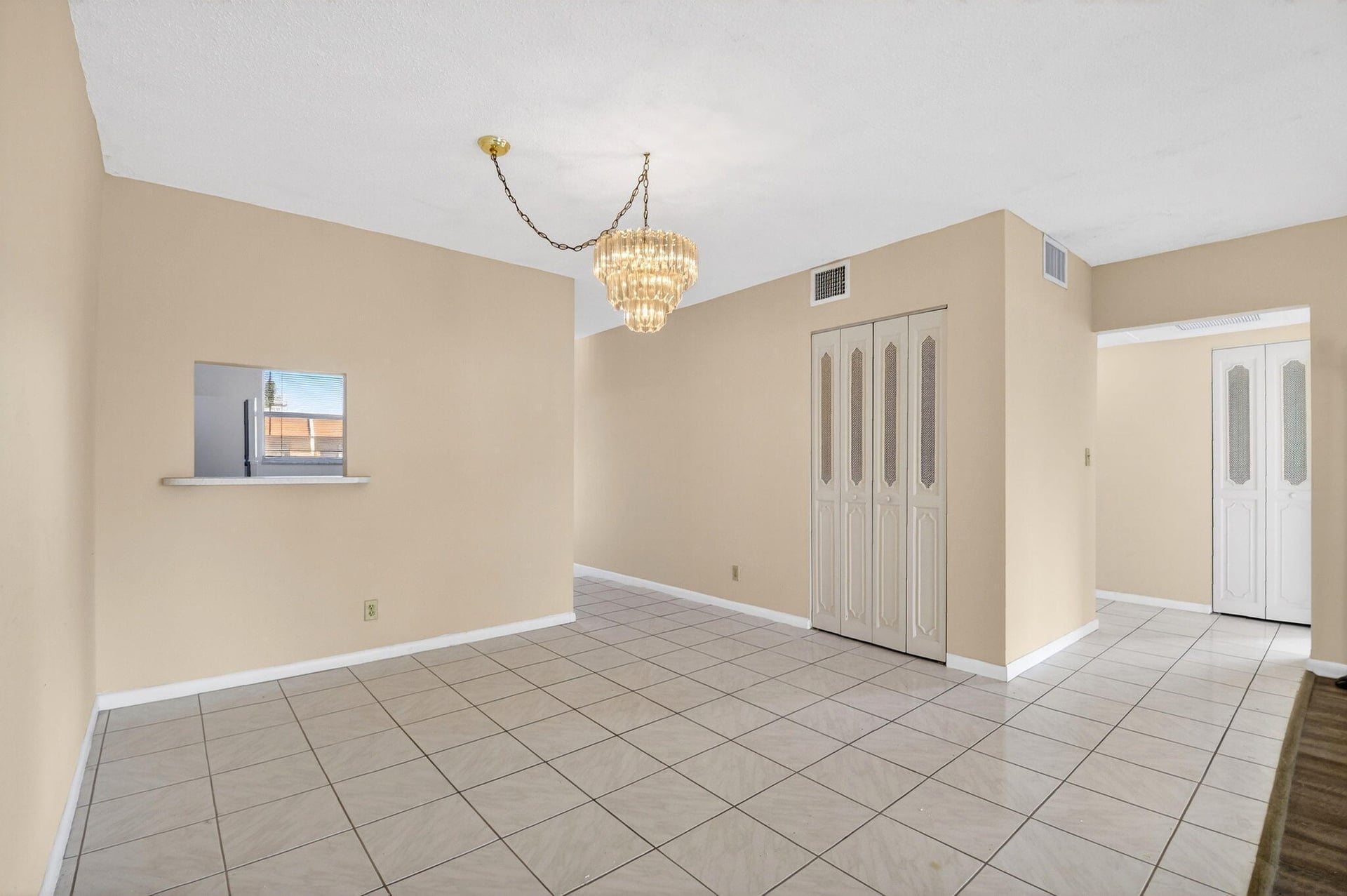 Residence photo 8