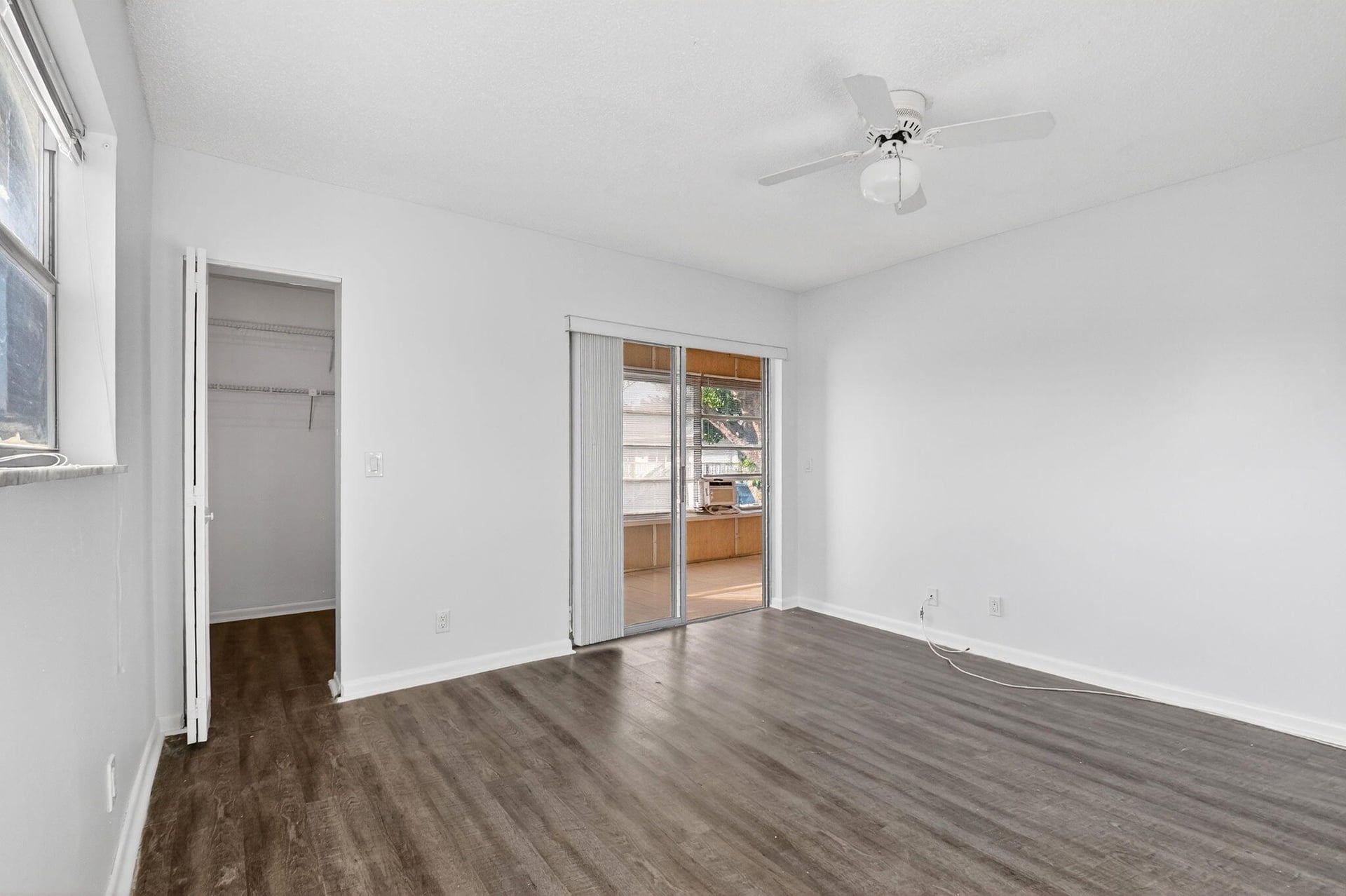 Residence photo 12