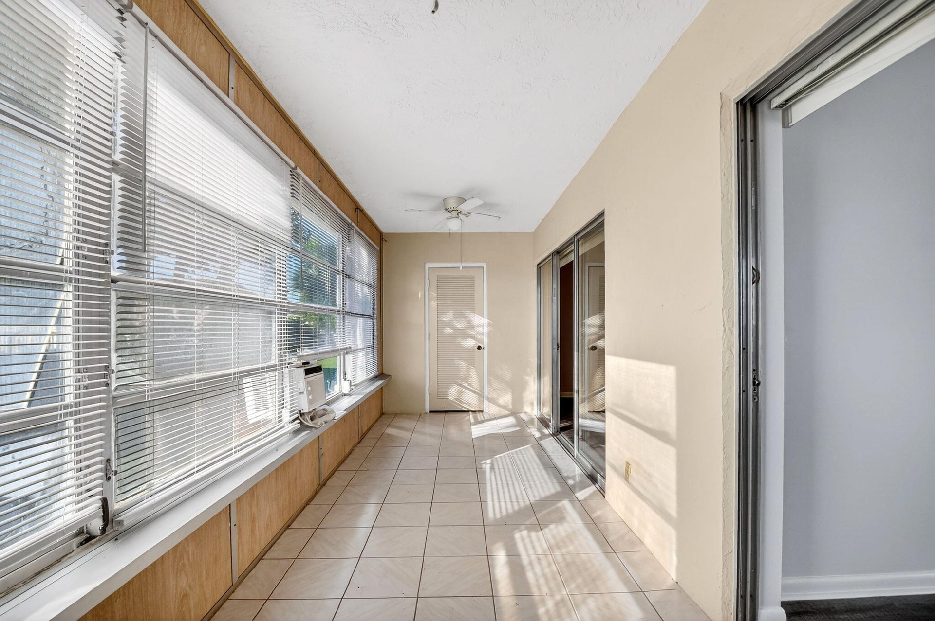 Residence photo 23